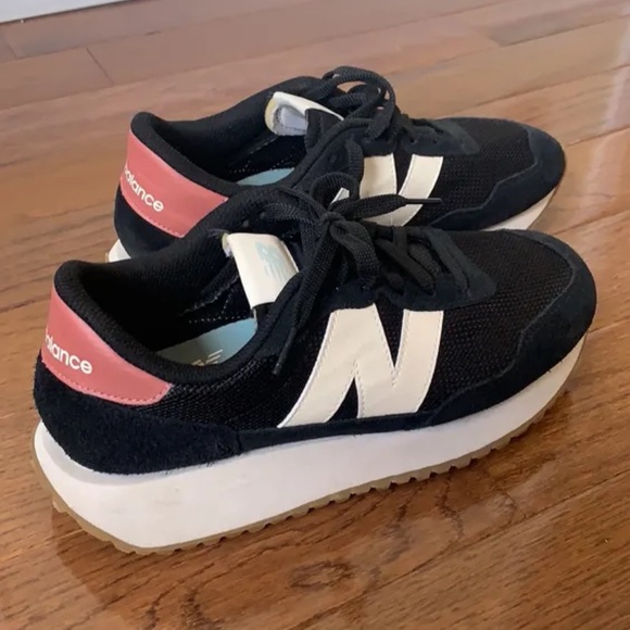 New Balance Shoes - New balance 327